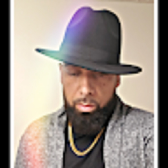 Meet your Posher, Rich - Picture 1 of 1